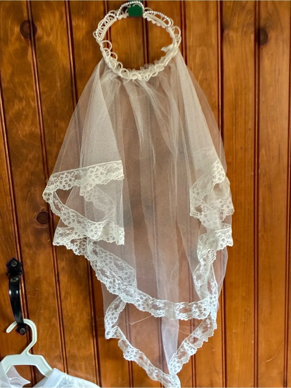 Vintage girls' size8 white dress with floral embroidery,Slip and veil.